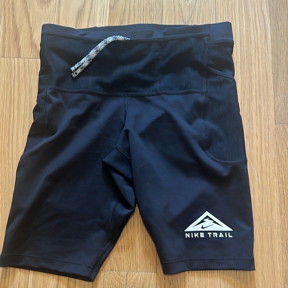 Nike Trail Lava Loop Tights